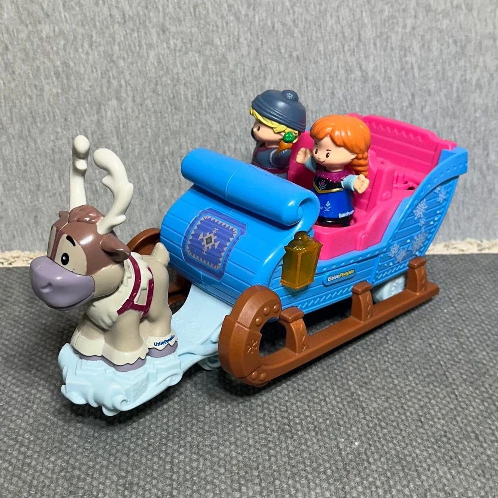 FPLP Disney Frozen Kristoff Light up Sleigh Anna Sven Figures